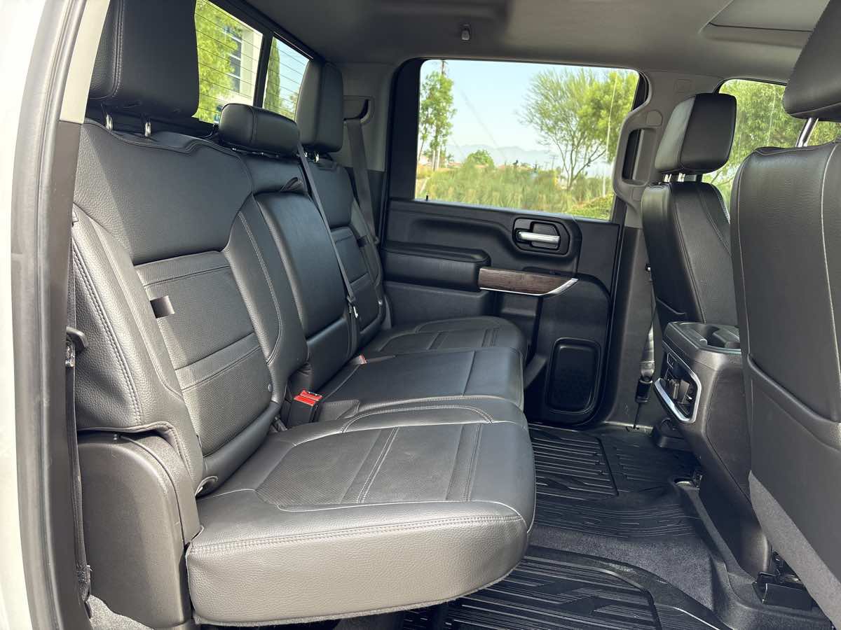 Used 2021 GMC Sierra 2500 Denali w/ Denali Ultimate Package AWD/4WD image 14
