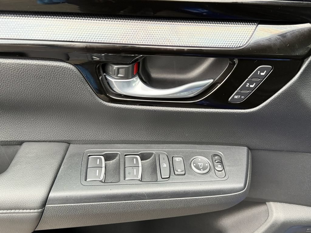 Used 2023 Honda CR-V EX-L image 11