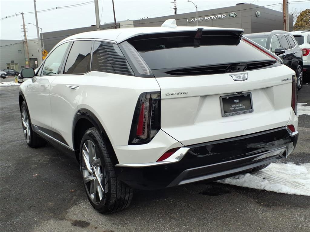 Certified 2025 Cadillac Optiq Luxury 1 w/ LPO, Floor Liner Package image 7