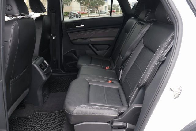 Certified 2023 Volkswagen Atlas Cross Sport SE image 13