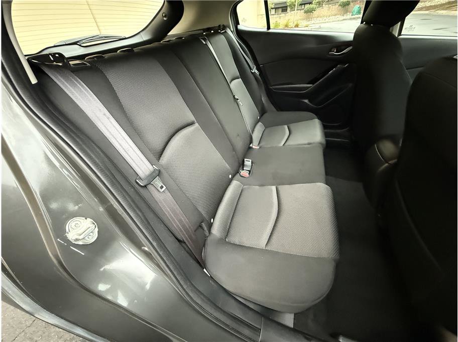 Used 2017 MAZDA MAZDA3 Sport image 20