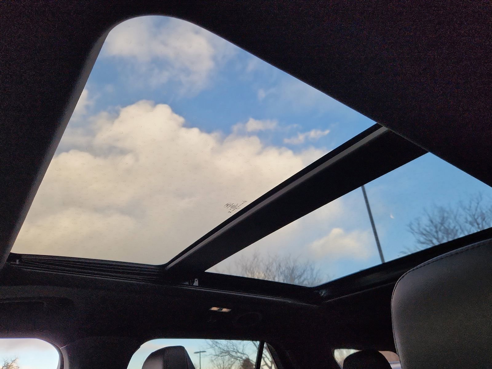 Used 2025 Ford Explorer Platinum w/ LUX Leather Package image 28