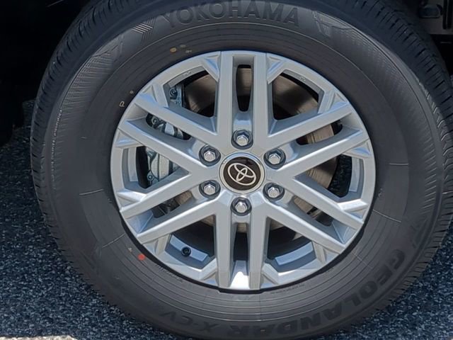New 2026 Toyota Tundra SR5 AWD/4WD image 11