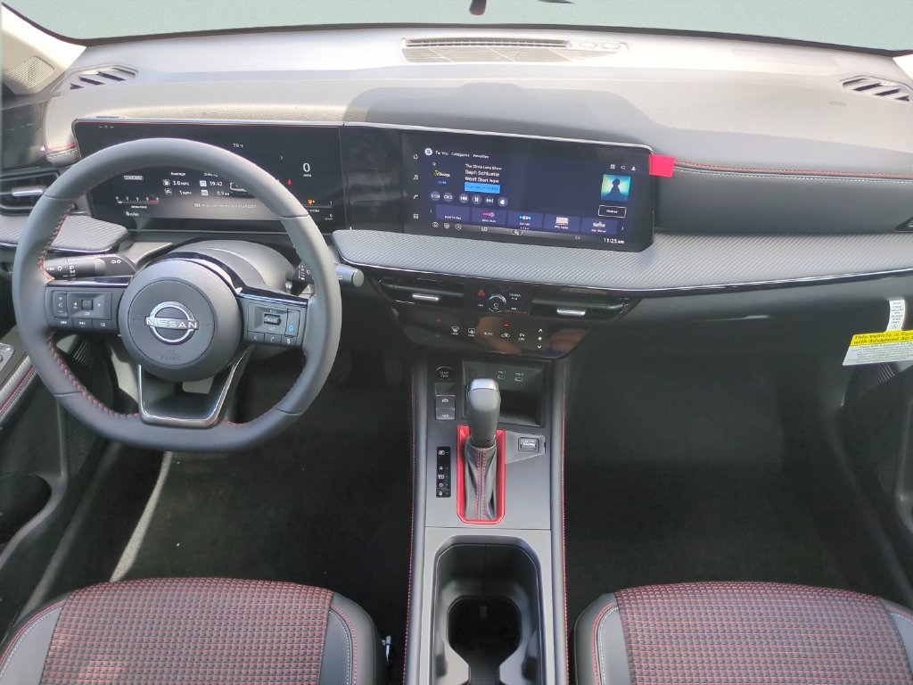 Certified 2026 Nissan Kicks SR FWD image 21