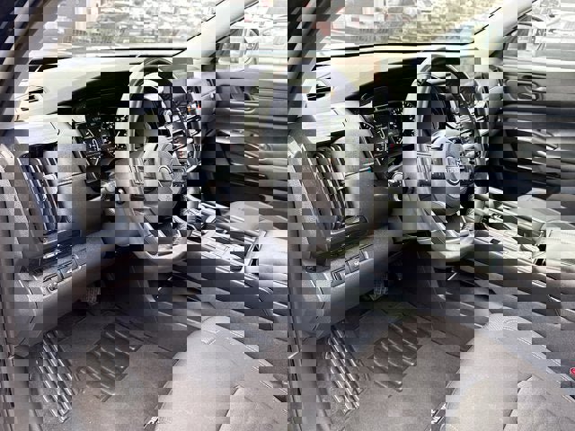 Certified 2025 Nissan Pathfinder SV image 9