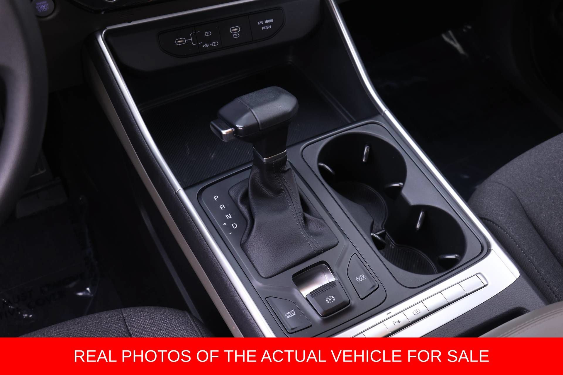 Used 2026 Kia Carnival LX FWD image 12