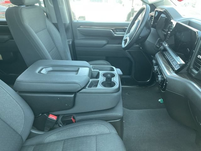 Used 2025 Chevrolet Silverado 2500 LT w/ Safety Package AWD/4WD image 13