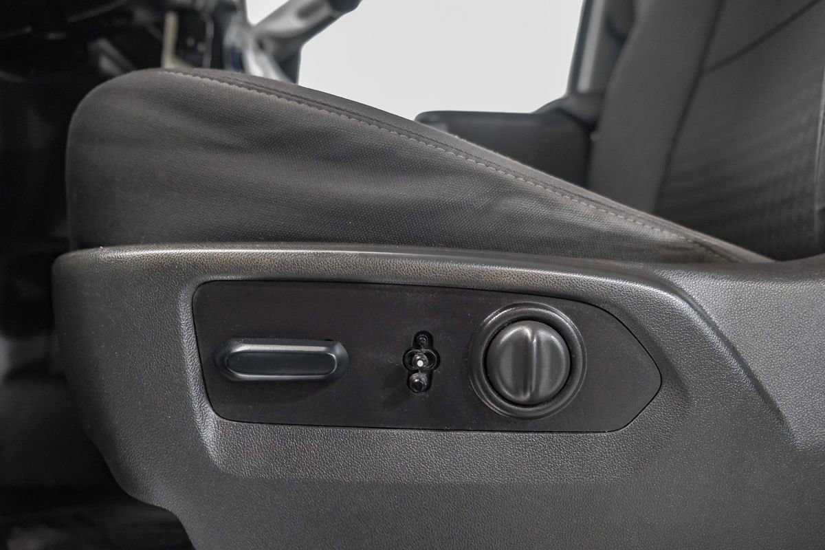 Used 2022 Chevrolet Silverado 2500 LT AWD/4WD image 30