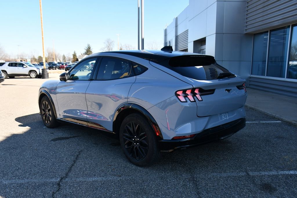 Used 2025 Ford Mustang Mach-E Premium w/ Sport Appearance Package image 4