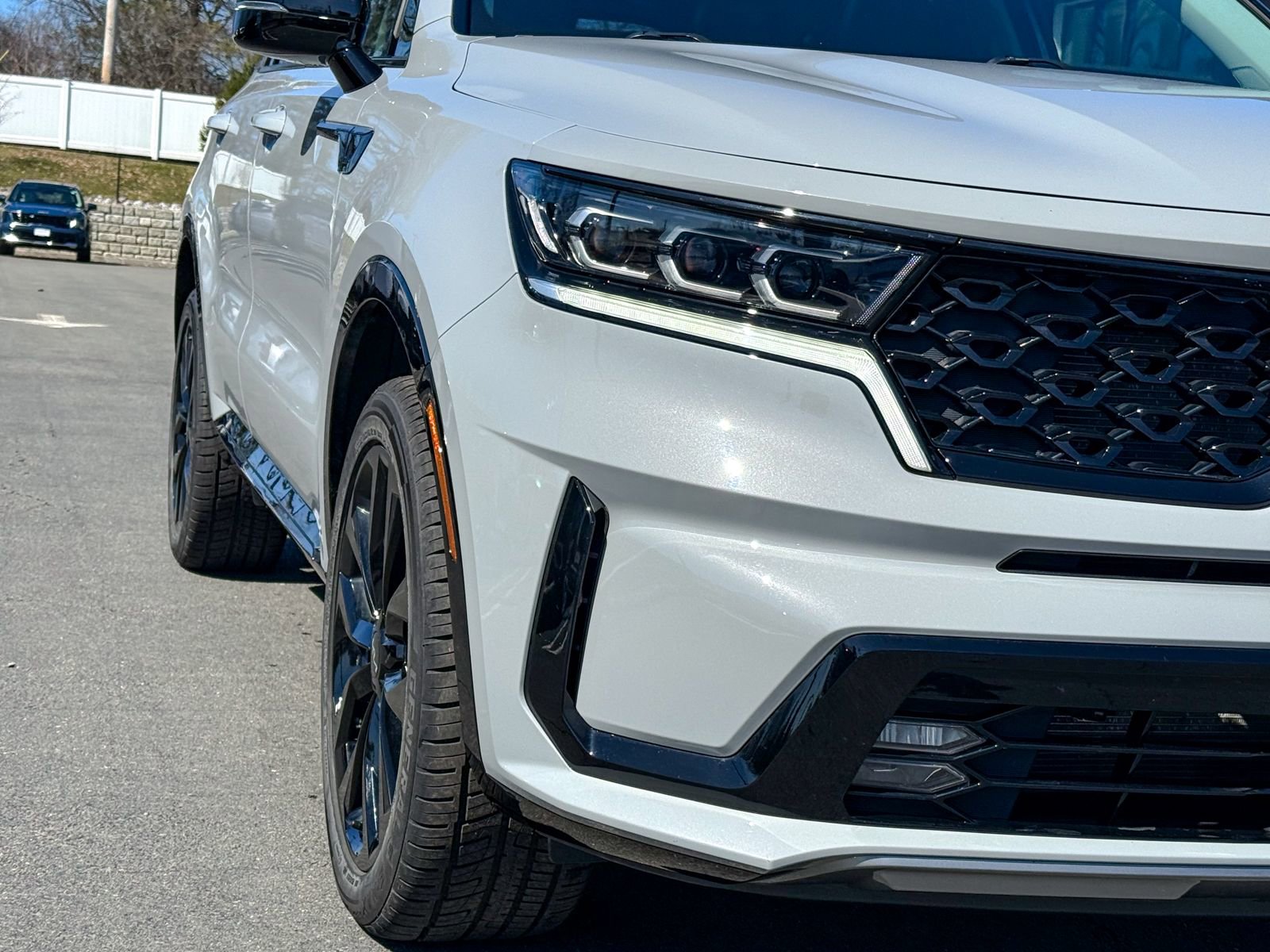 Certified 2023 Kia Sorento SX image 4