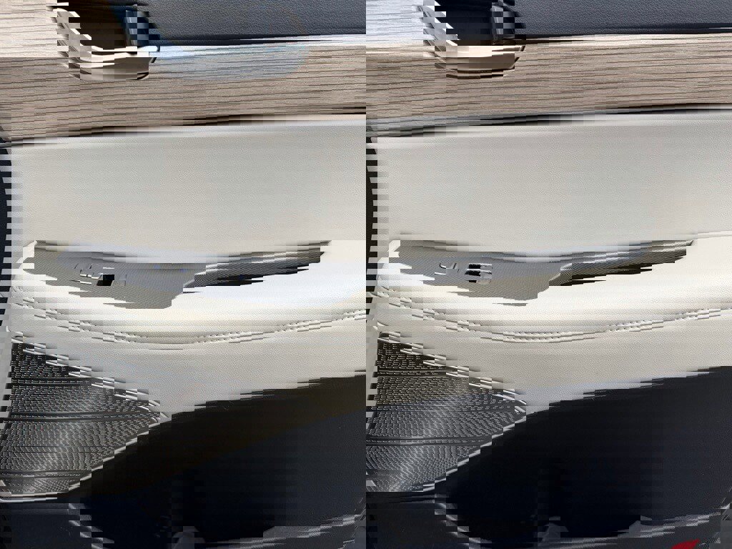 Used 2021 Hyundai Palisade Limited image 26