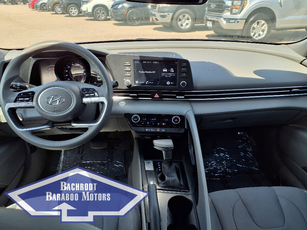 Used 2023 Hyundai Elantra SEL image 22