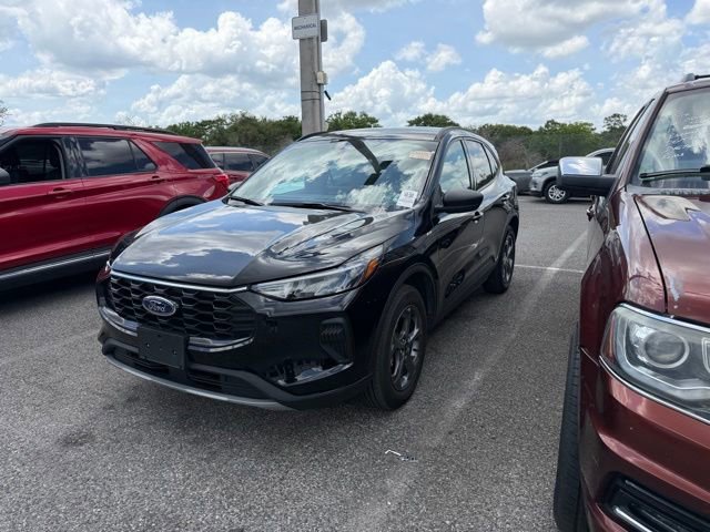 Used 2025 Ford Escape ST-Line AWD/4WD image 6