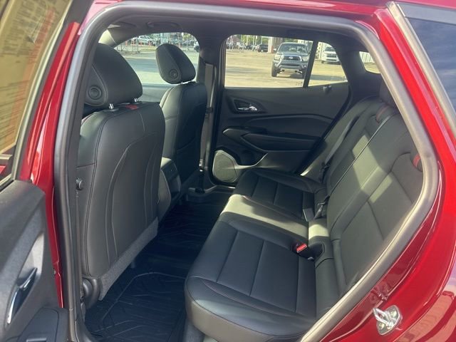 Used 2024 Chevrolet Trax RS w/ Sunroof Package image 19