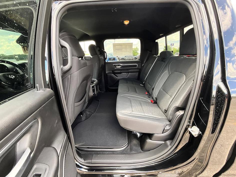 New 2026 RAM 1500 Big Horn w/ Night Edition AWD/4WD image 29
