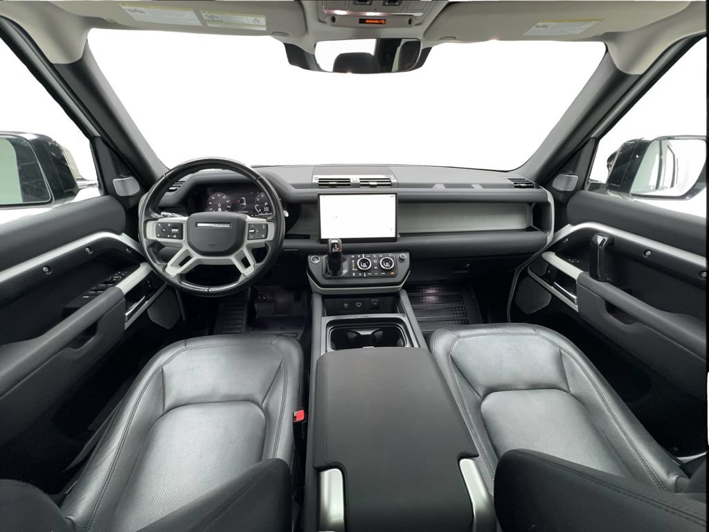 Used 2023 Land Rover Defender 130 SE AWD/4WD image 40