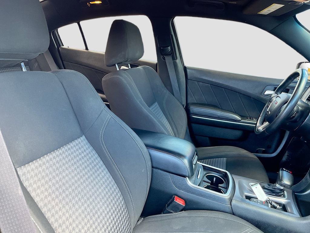 Used 2023 Dodge Charger SXT image 25
