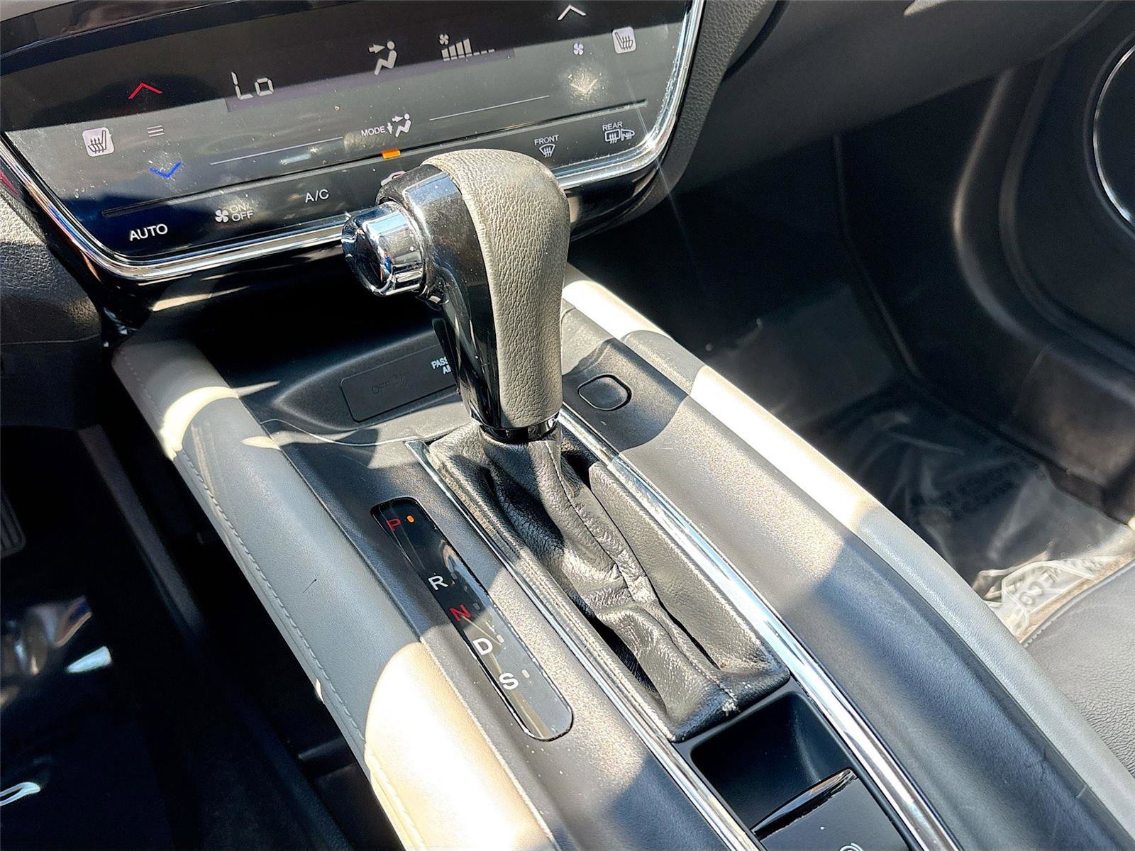 Used 2016 Honda HR-V EX-L image 18