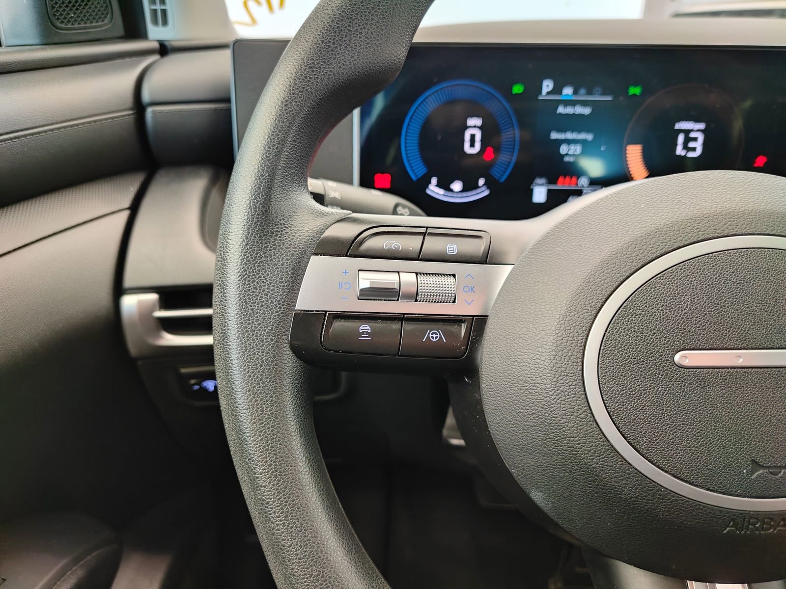 Used 2025 Hyundai Tucson SEL image 12