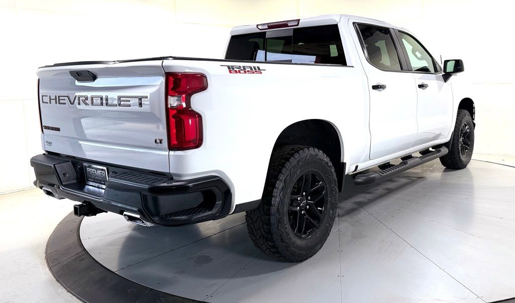 Used 2019 Chevrolet Silverado 1500 LT Trail Boss AWD/4WD image 4