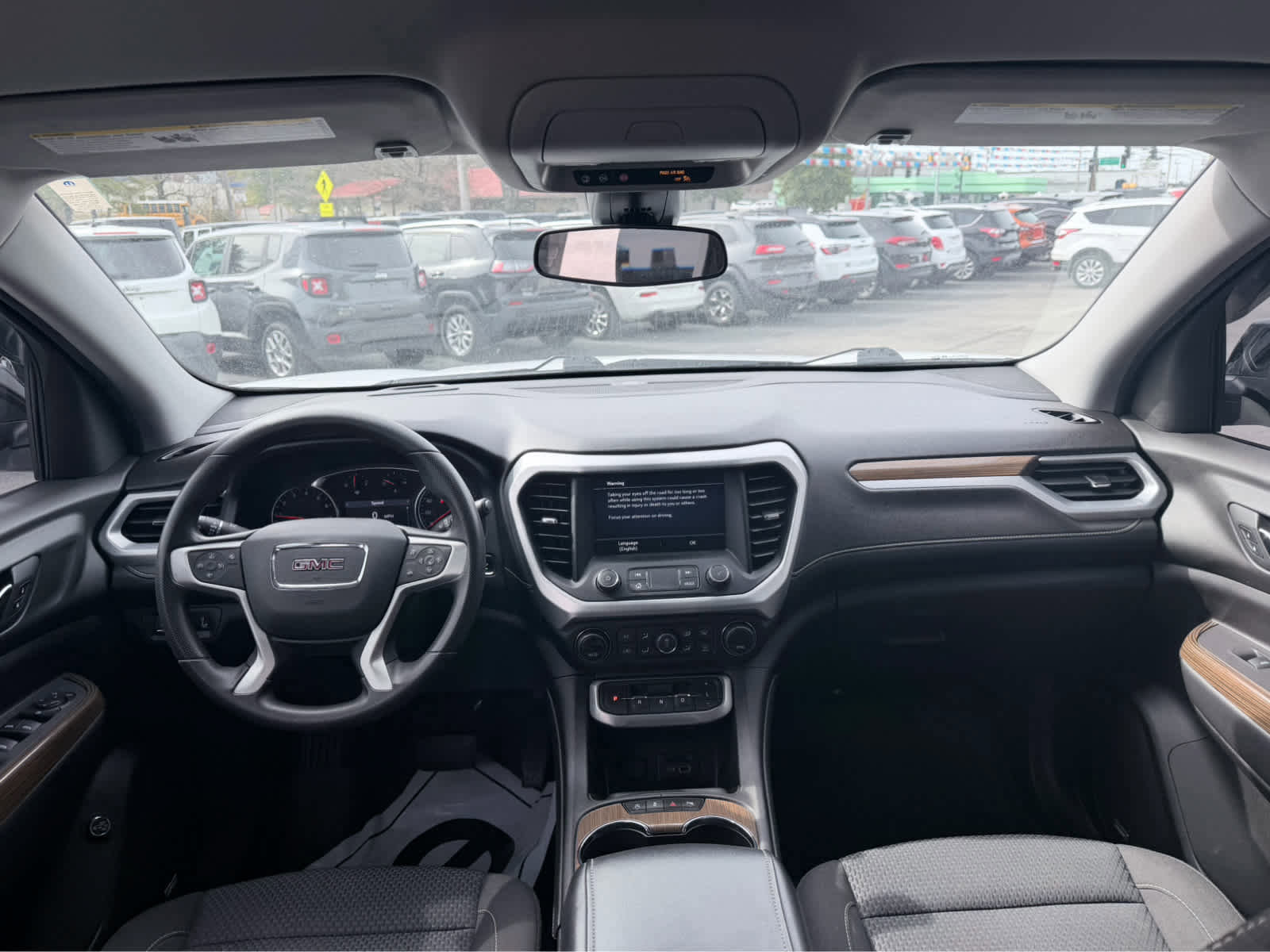 Used 2022 GMC Acadia SLE w/ Driver Convenience Package image 16