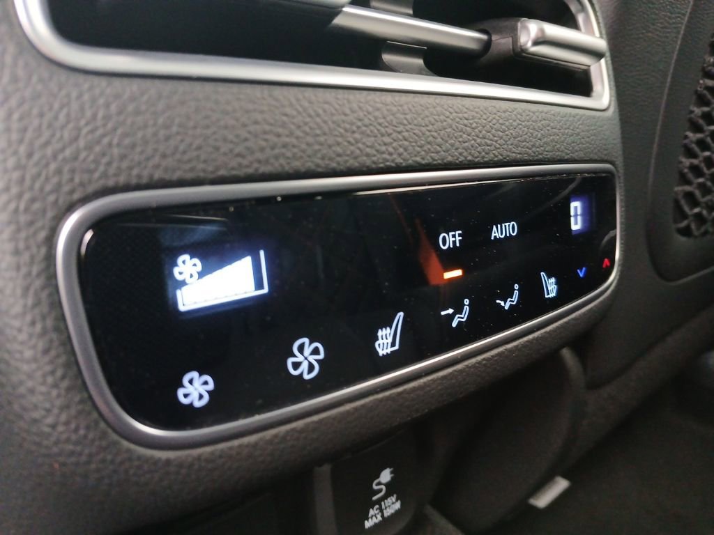 Used 2026 Genesis GV70 3.5T Sport Prestige image 39