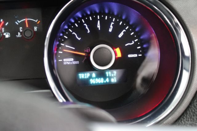 Used 2014 Ford Mustang Convertible w/ Equipment Group 102A RWD image 19