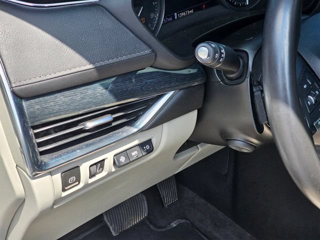 Used 2020 Cadillac XT4 Premium Luxury w/ Technology Package FWD image 16