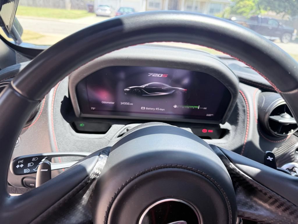Used 2019 McLaren 720S Performance RWD image 38