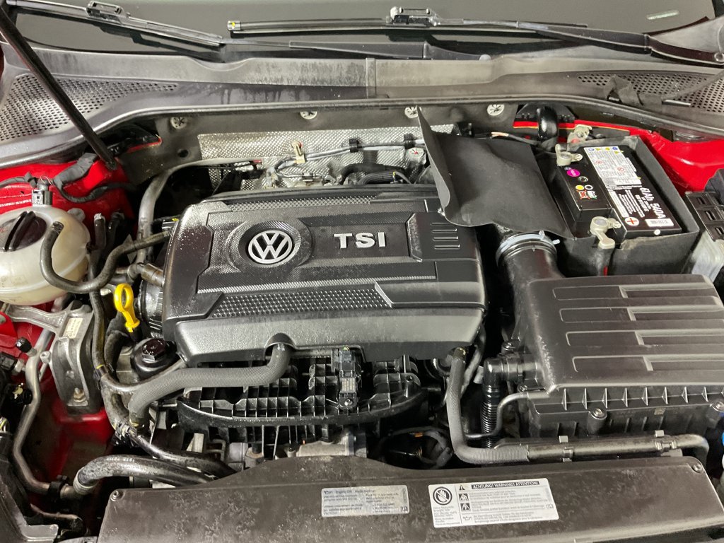 Used 2016 Volkswagen Golf S FWD image 26