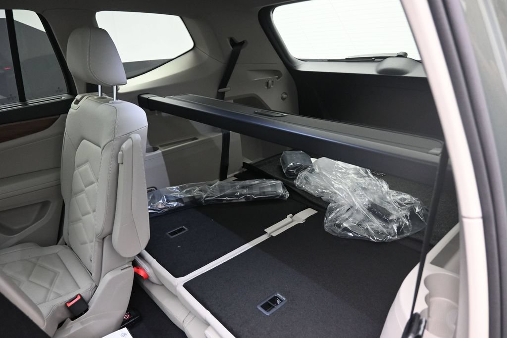 New 2026 Volkswagen Atlas SE FWD image 22