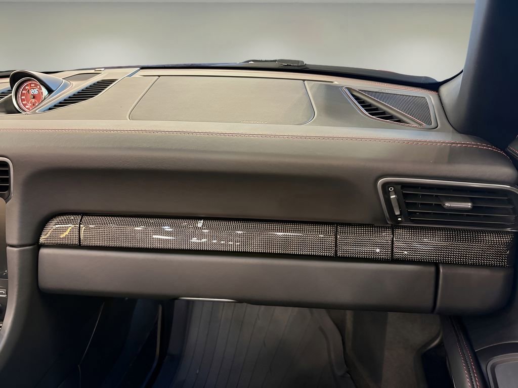 Used 2018 Porsche 911 Turbo S image 35