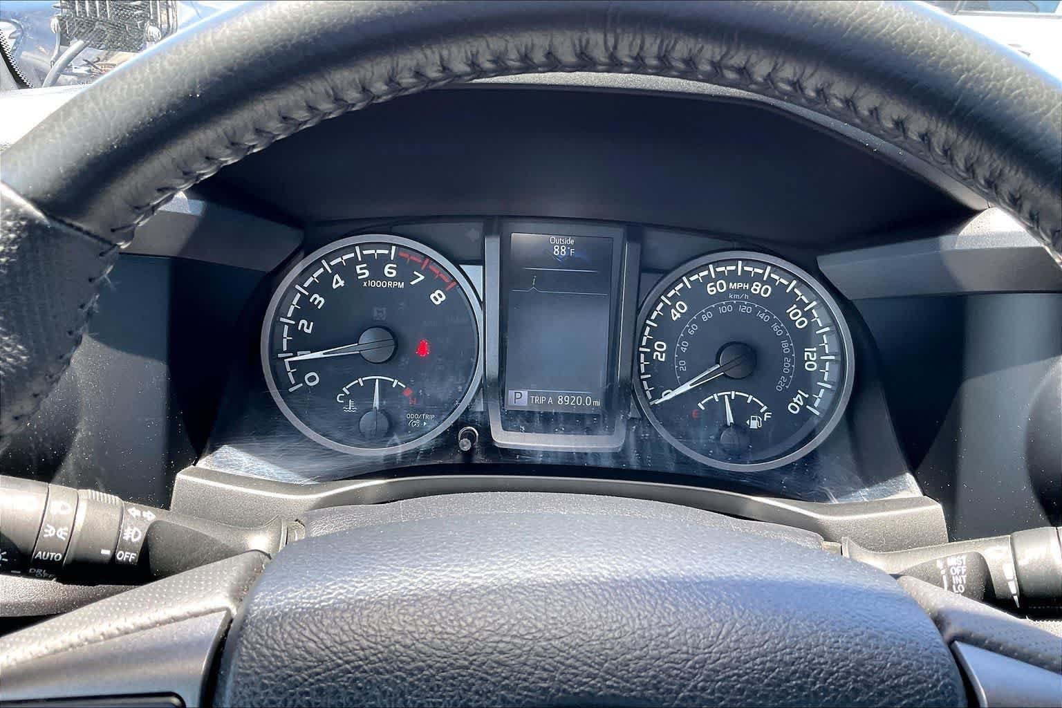 Used 2023 Toyota Tacoma TRD Off-Road AWD/4WD image 17