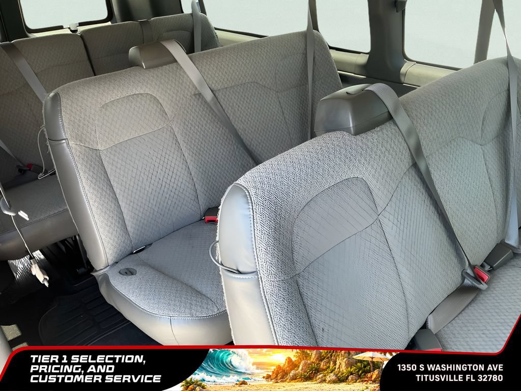 Used 2025 Chevrolet Express 3500 LT w/ LT Preferred Equipment Group RWD image 19