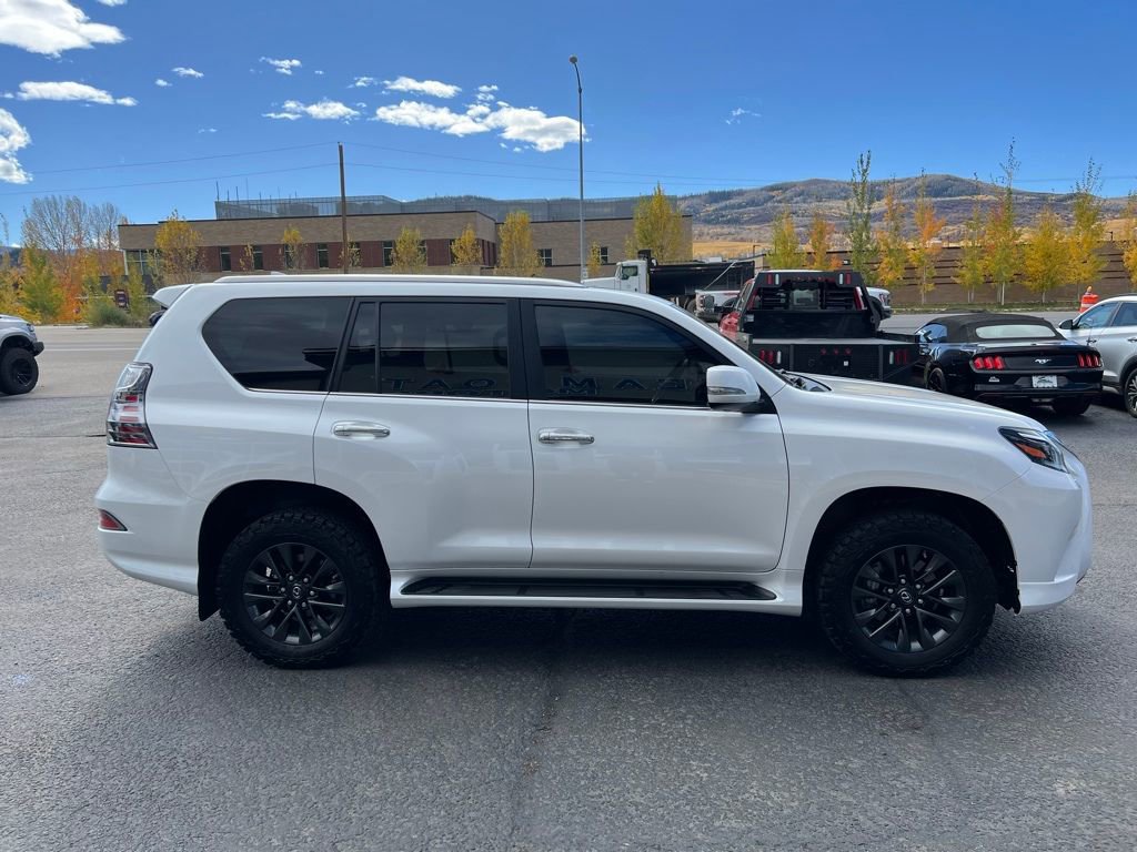 Used 2023 Lexus GX 460 Premium w/ Premium Package AWD/4WD image 6