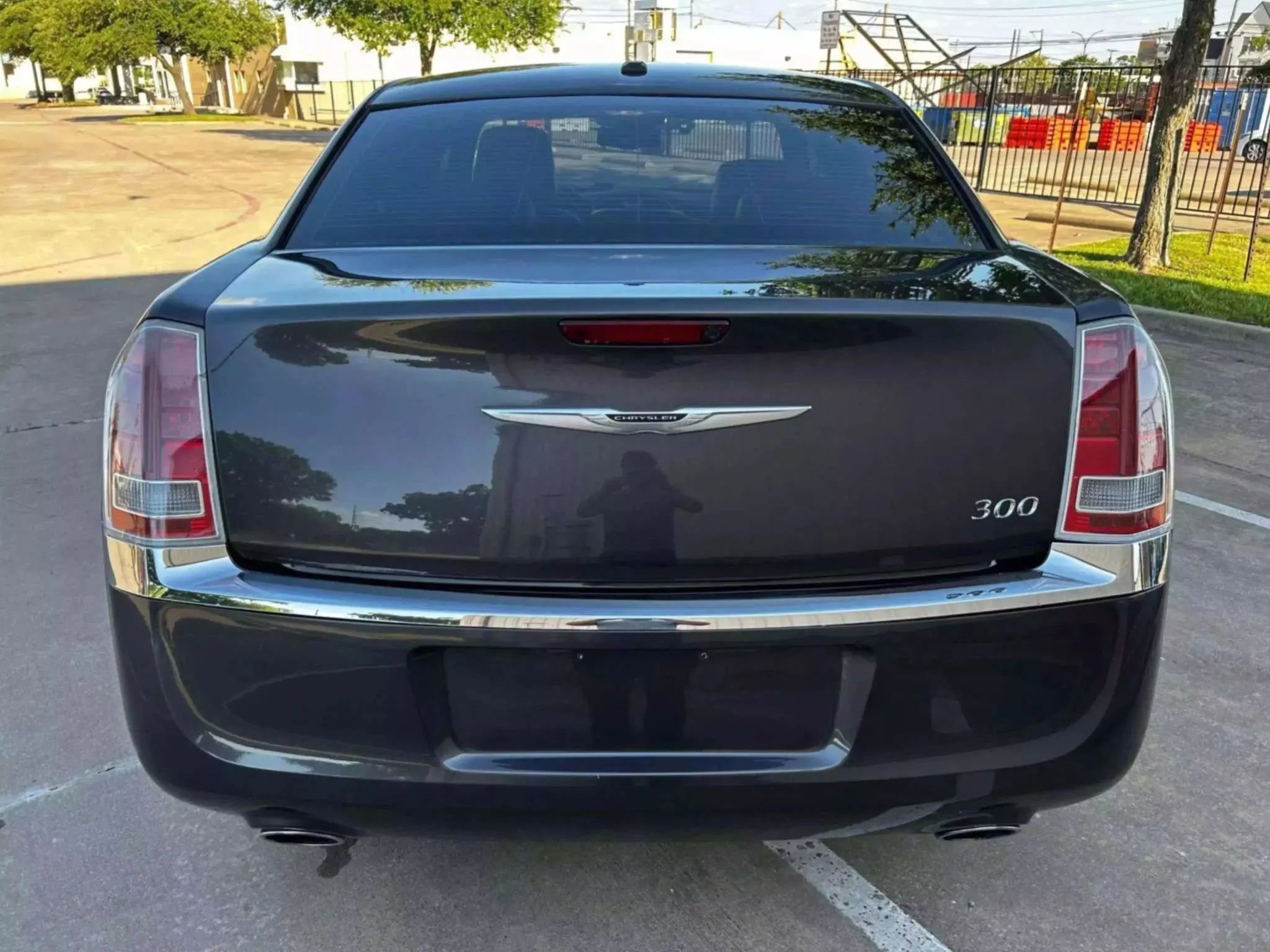 Used 2013 Chrysler 300 image 6