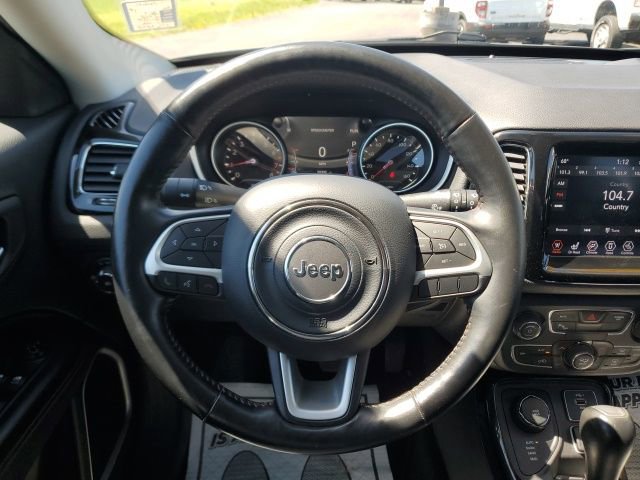 Used 2019 Jeep Compass Limited w/ Safety & Security Group AWD/4WD image 19