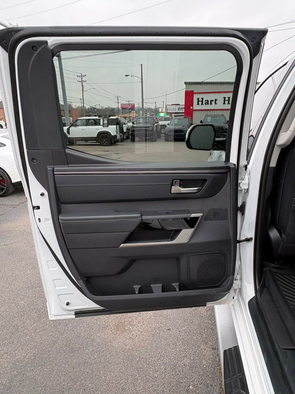 Used 2022 Toyota Tundra Limited image 23