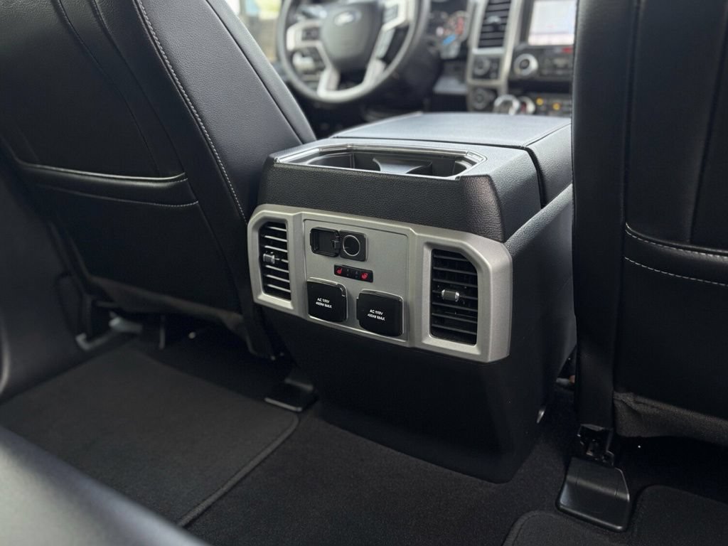 Used 2019 Ford F150 Lariat w/ Equipment Group 502A Luxury AWD/4WD image 17