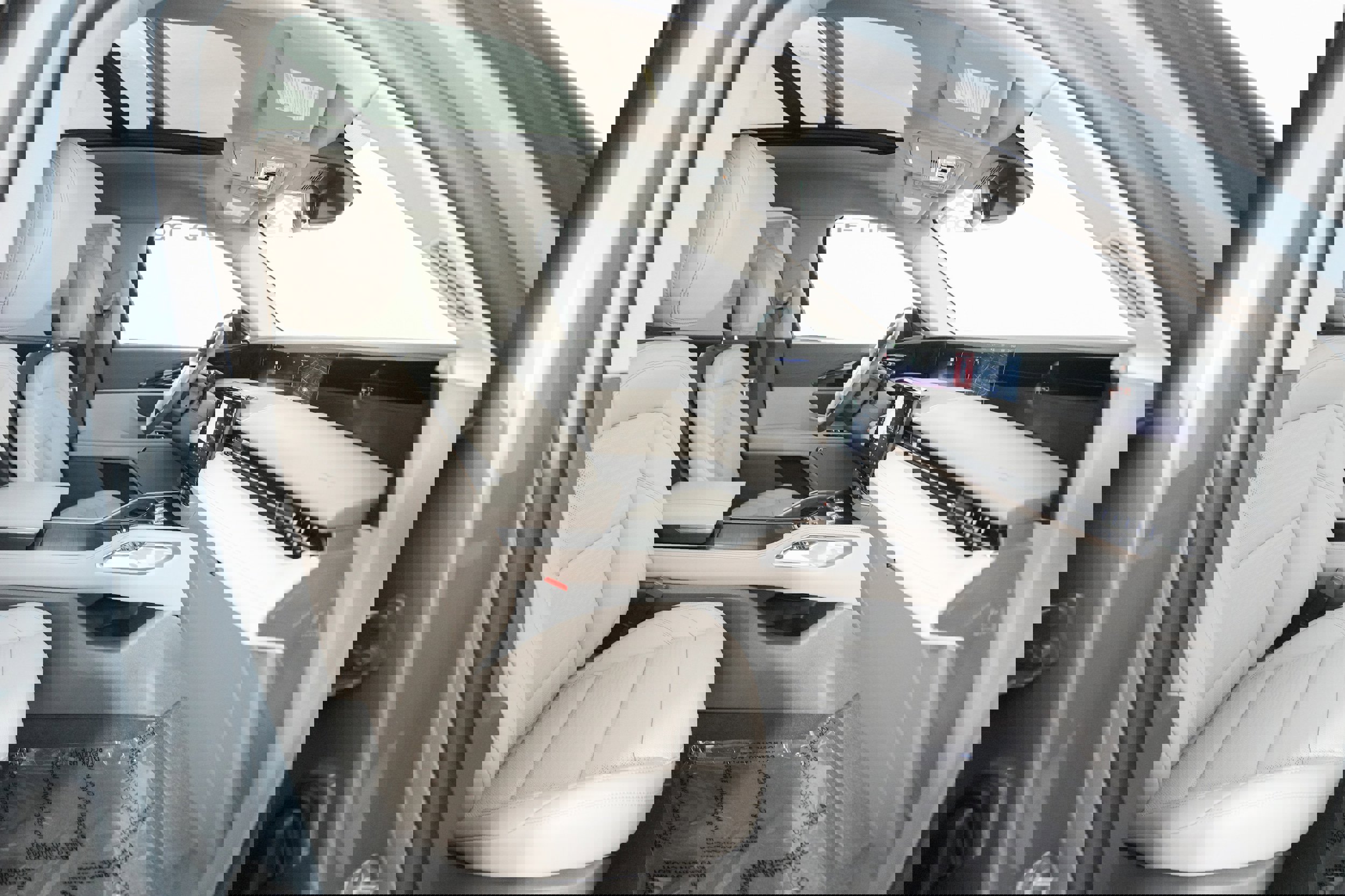 Used 2025 Lincoln Nautilus Reserve image 19
