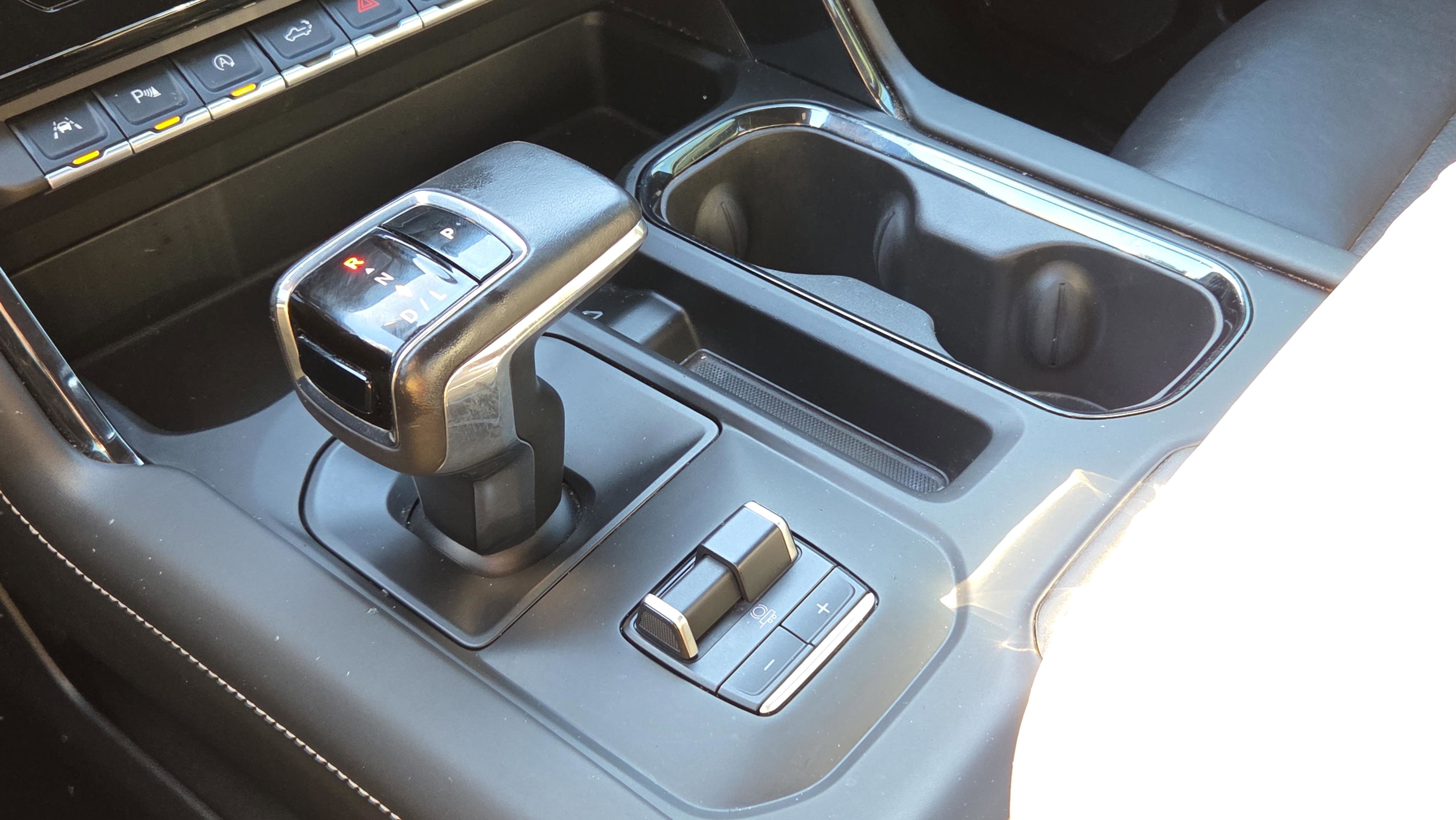 Used 2022 GMC Sierra 1500 AT4X image 16