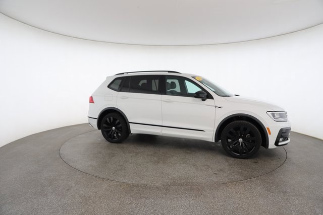 Used 2021 Volkswagen Tiguan SE R-Line image 24
