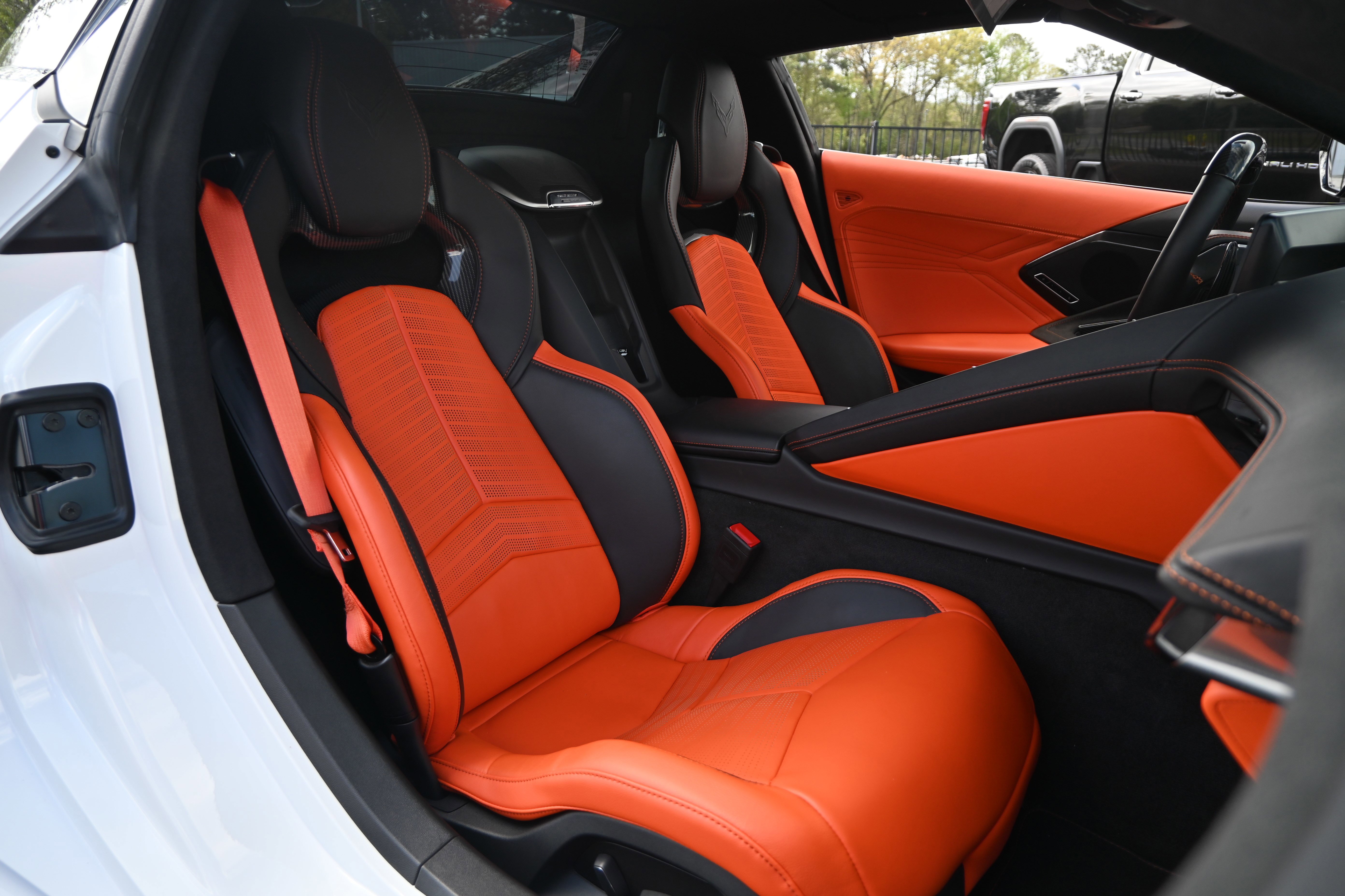 Used 2025 Chevrolet Corvette E-Ray w/ Stealth Interior Trim Package AWD/4WD image 35