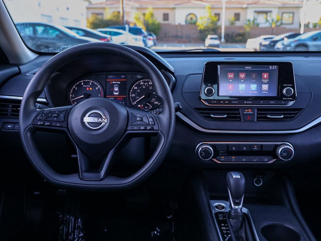 Used 2024 Nissan Altima 2.5 S FWD image 18