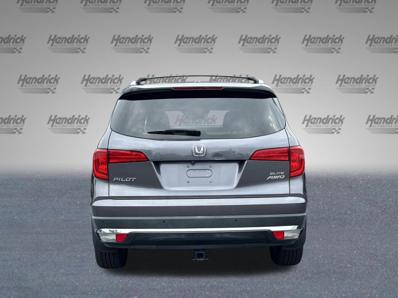 Used 2017 Honda Pilot Elite image 8