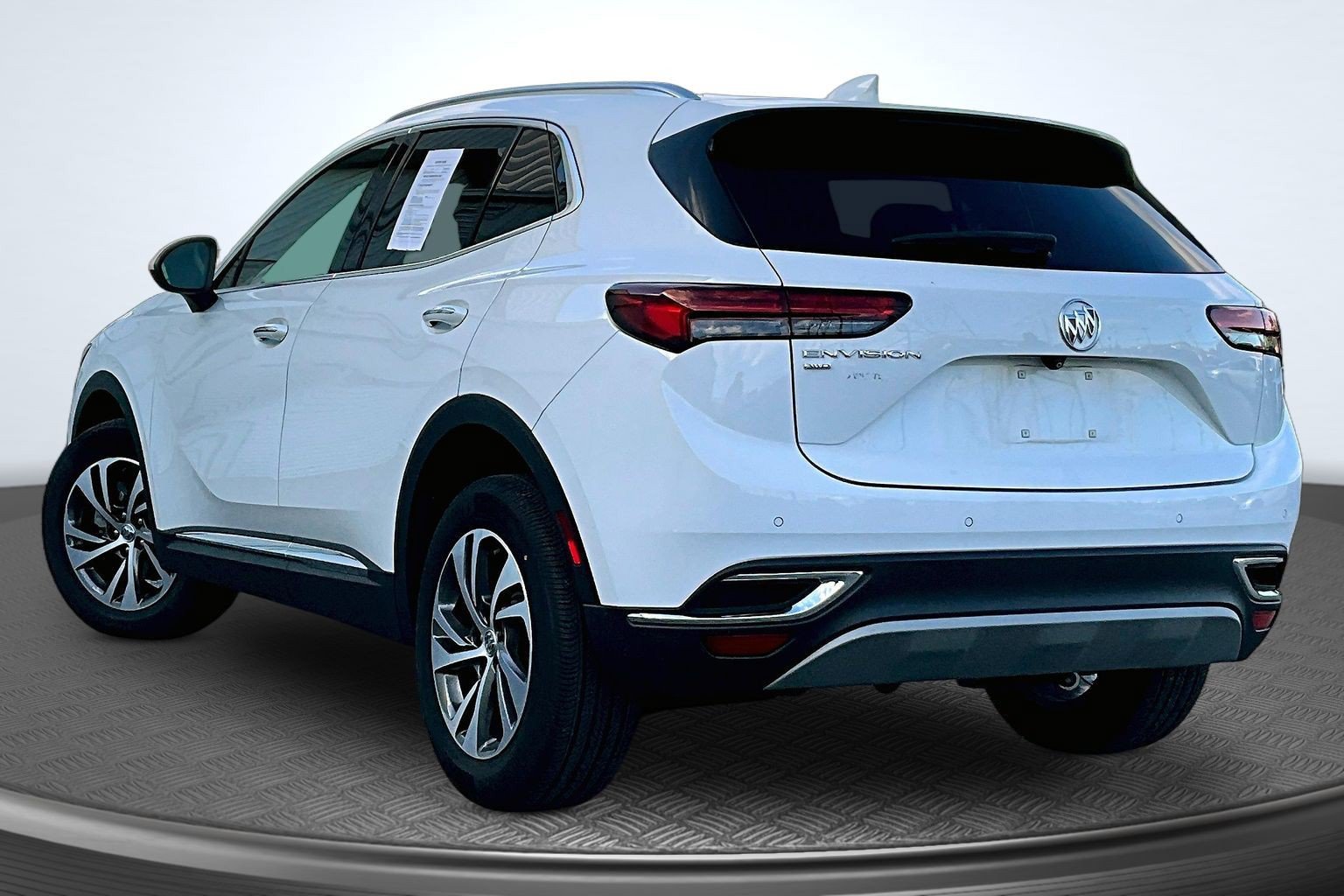 Used 2023 Buick Envision Essence AWD/4WD image 3