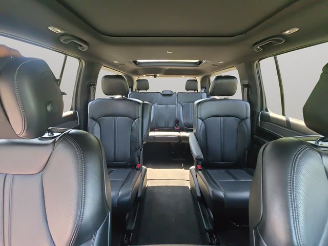 Used 2023 Jeep Wagoneer Series II w/ Premium Group I AWD/4WD image 17