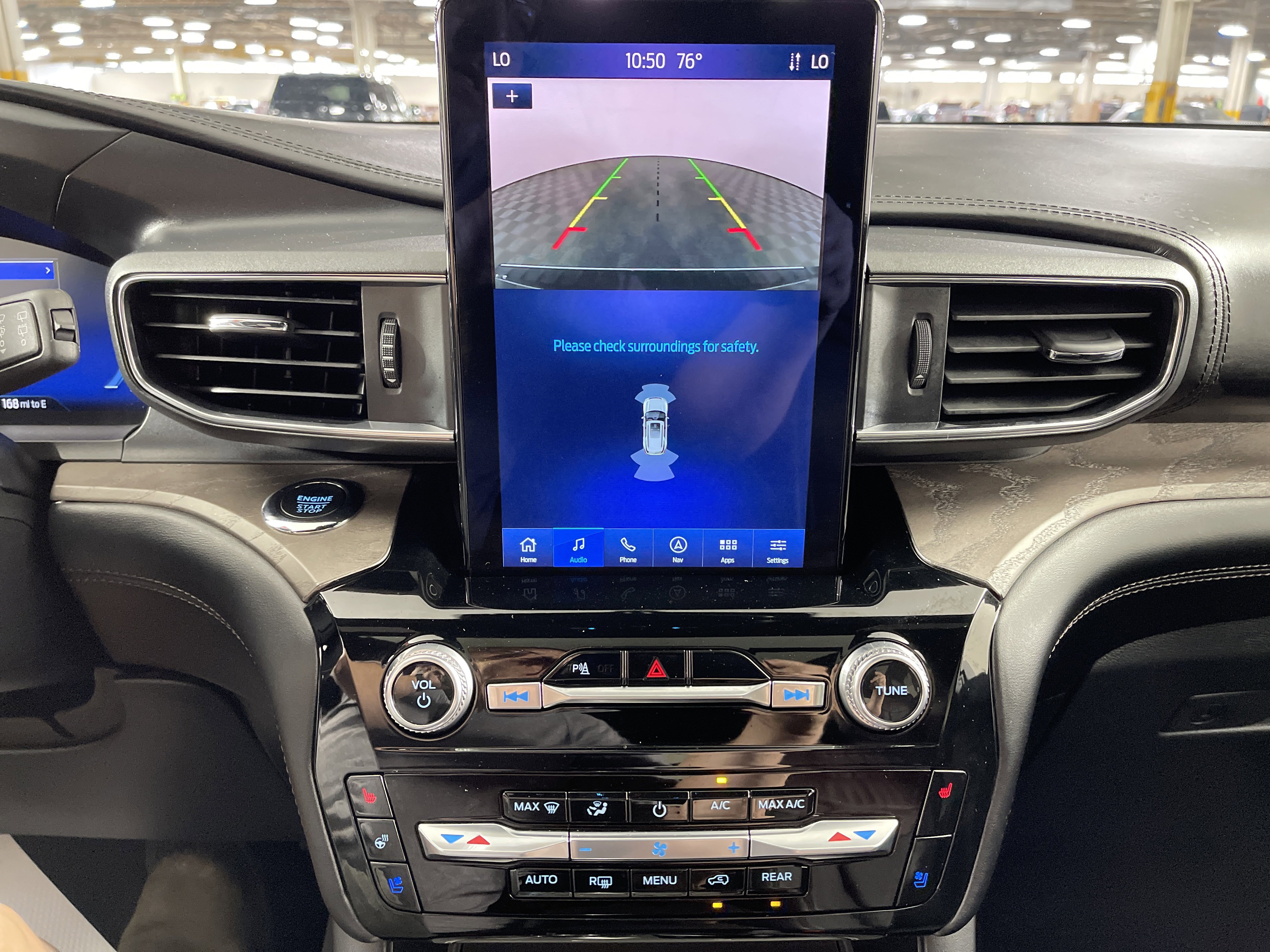 Used 2024 Ford Explorer Platinum w/ Technology Package image 26