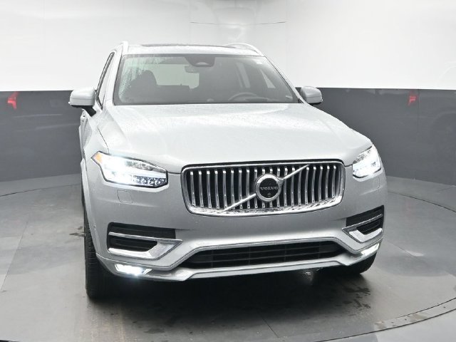 Used 2024 Volvo XC90 B6 Ultimate w/ Lounge Package AWD/4WD image 2