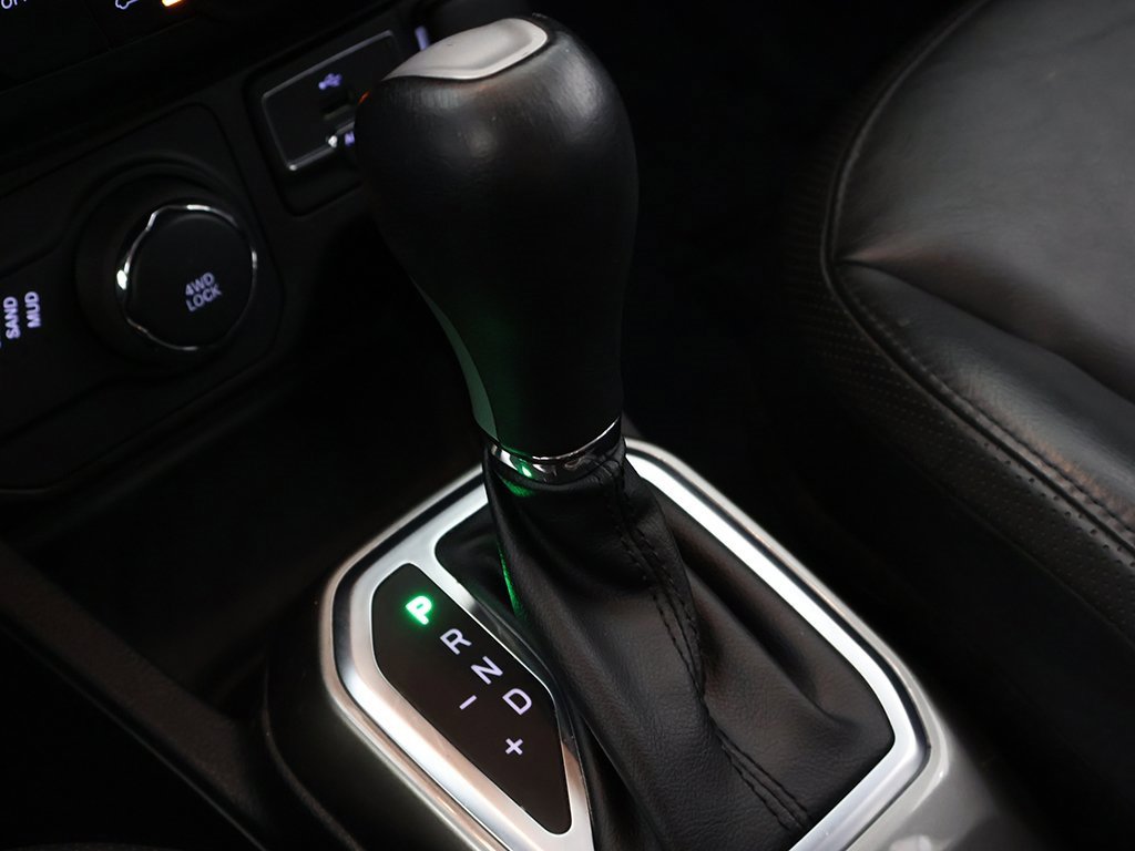 Used 2020 Jeep Renegade Limited w/ Trailer Tow Group image 47